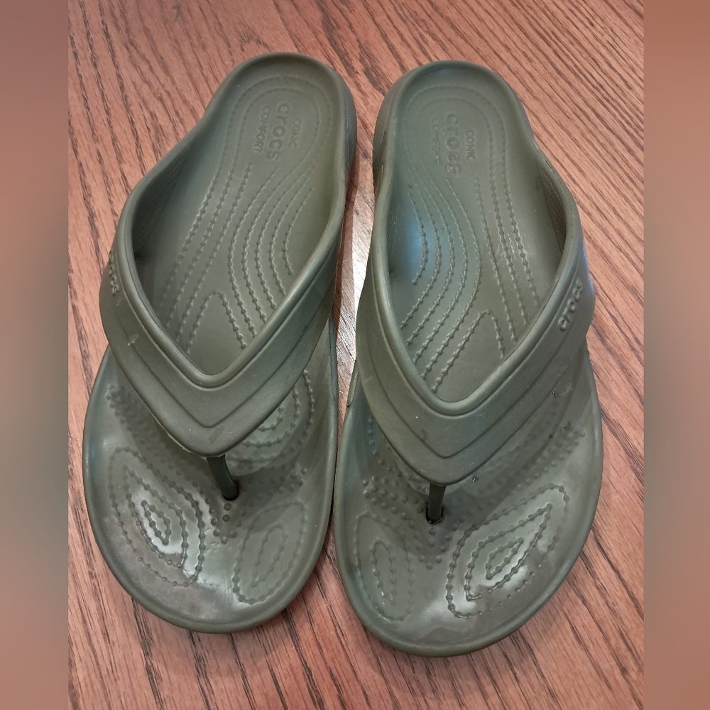 Crocs